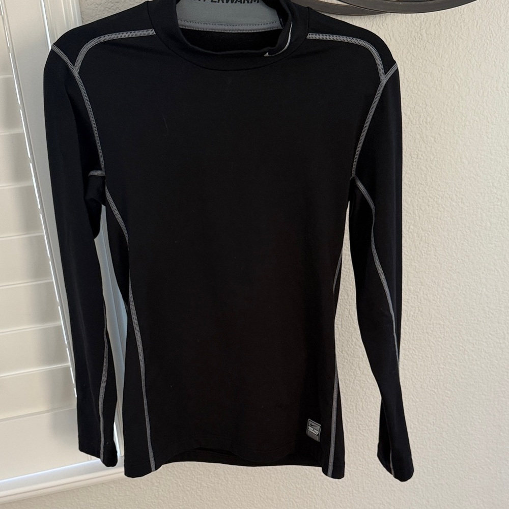 Nike Hyperwarm Pro Combat Black Long Sleeve Top with Gray Accents fitted